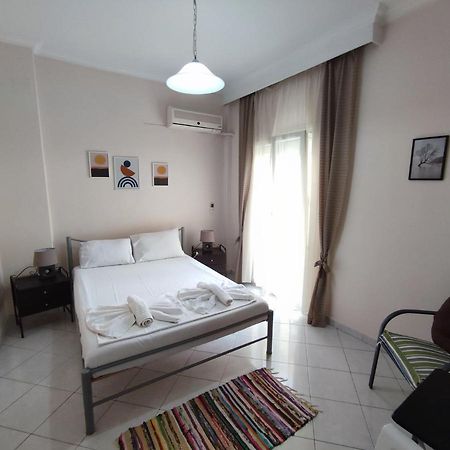 Victoria'S Apartment Kavala Exteriör bild