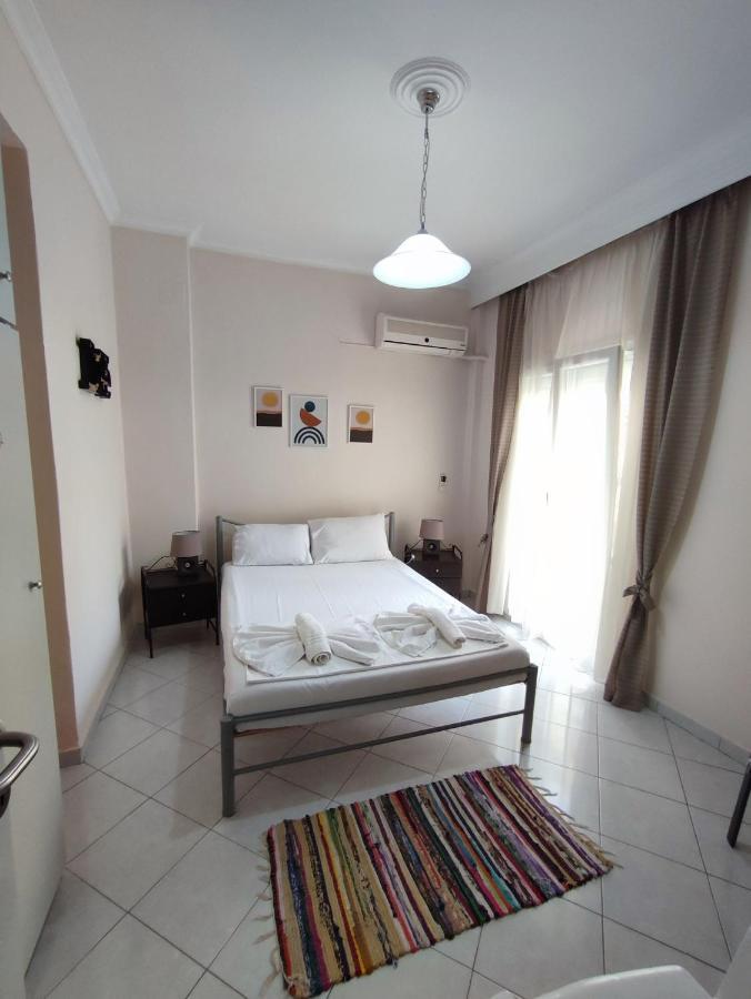 Victoria'S Apartment Kavala Exteriör bild